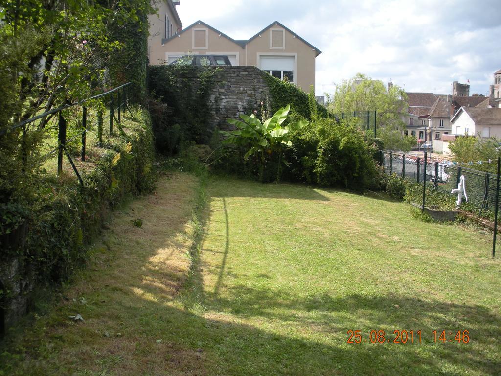 Maison Du Moulinassou Saint-Yrieix-la-Perche Kültér fotó